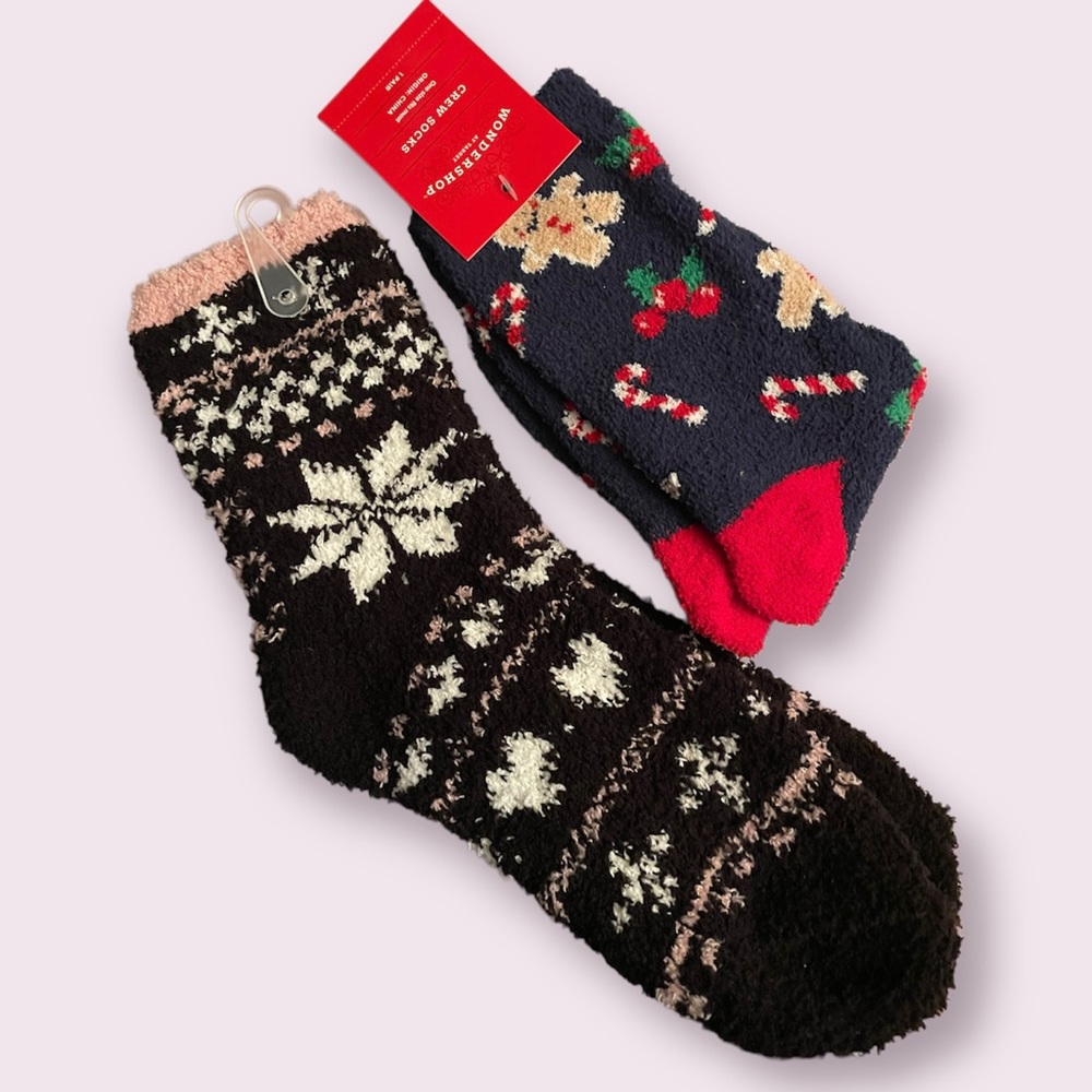 Christmas Fuzzy Socks! NWT 2 for the price of 1